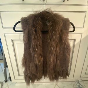 Raccoon/Rabbit fur vest Size S/M NWOT